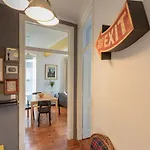 Family Near Metro Sleeps 8 * Lisbon