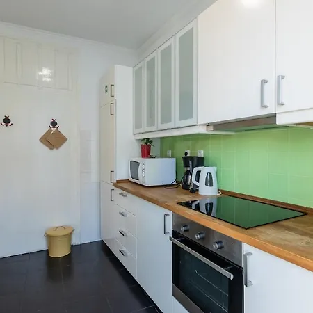 Family Near Metro Sleeps 8 Apartament Lizbona