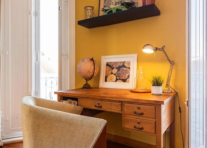 Apartmán Family Near Metro Sleeps 8