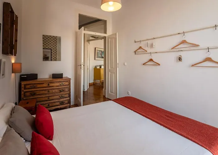 Apartman Family Near Metro Sleeps 8